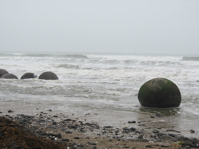 Moeraki Boulders