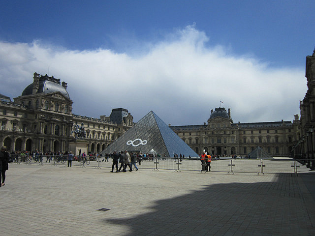 Le Louvre
